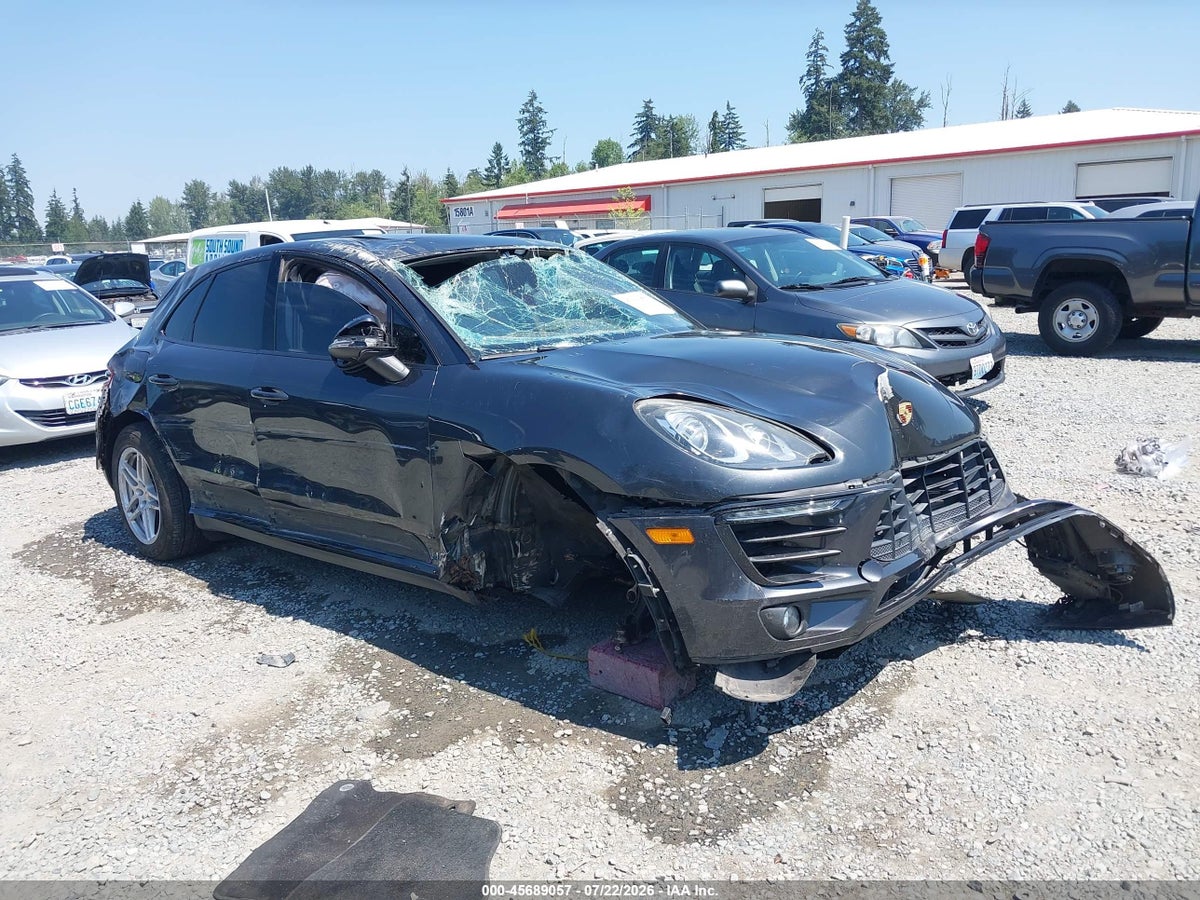 2017 PORSCHE MACAN