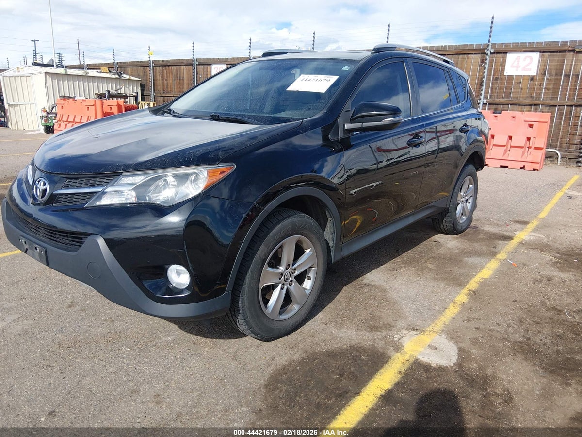 2015 TOYOTA RAV4 XLE — снимка 2