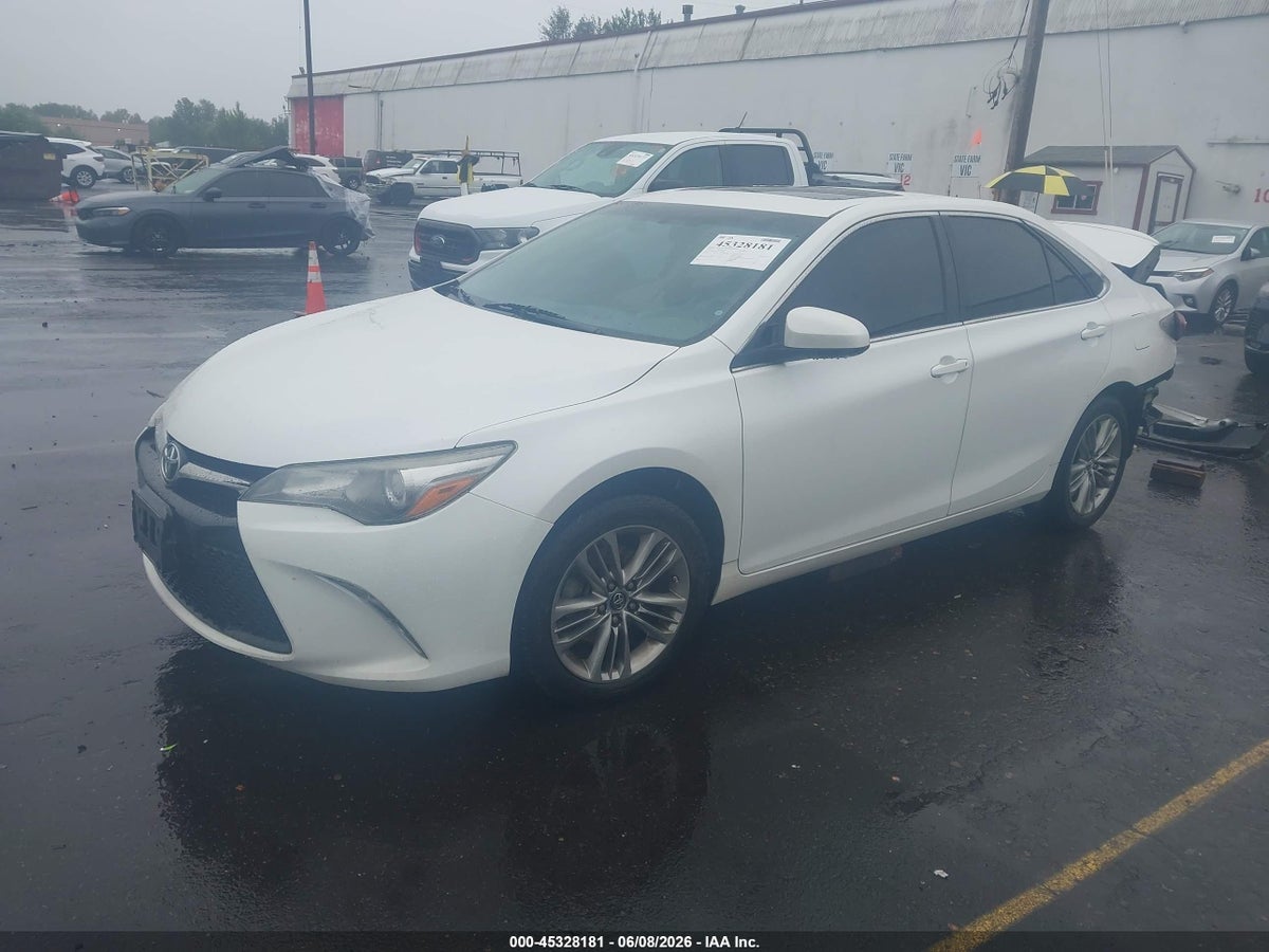 2016 TOYOTA CAMRY SE — снимка 2