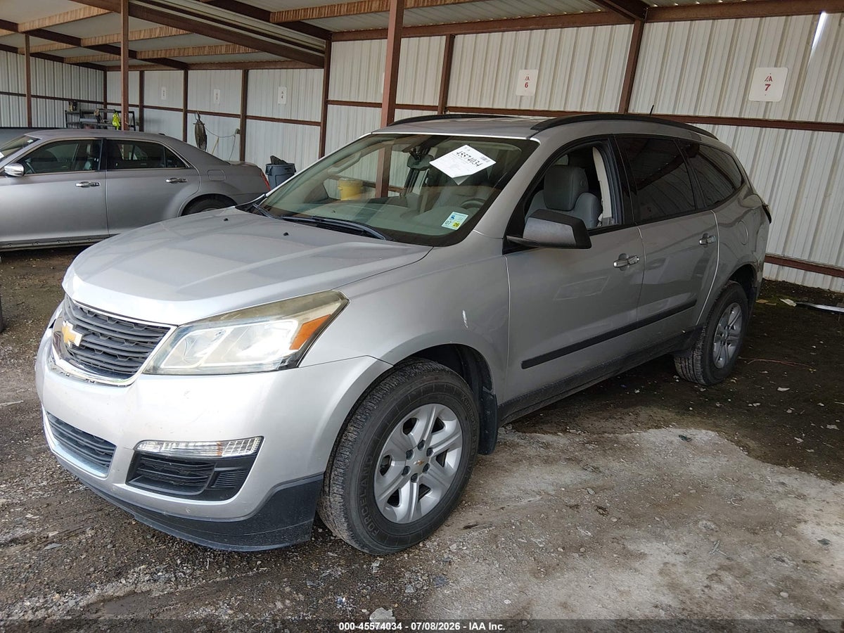 2017 CHEVROLET TRAVERSE LS — снимка 2