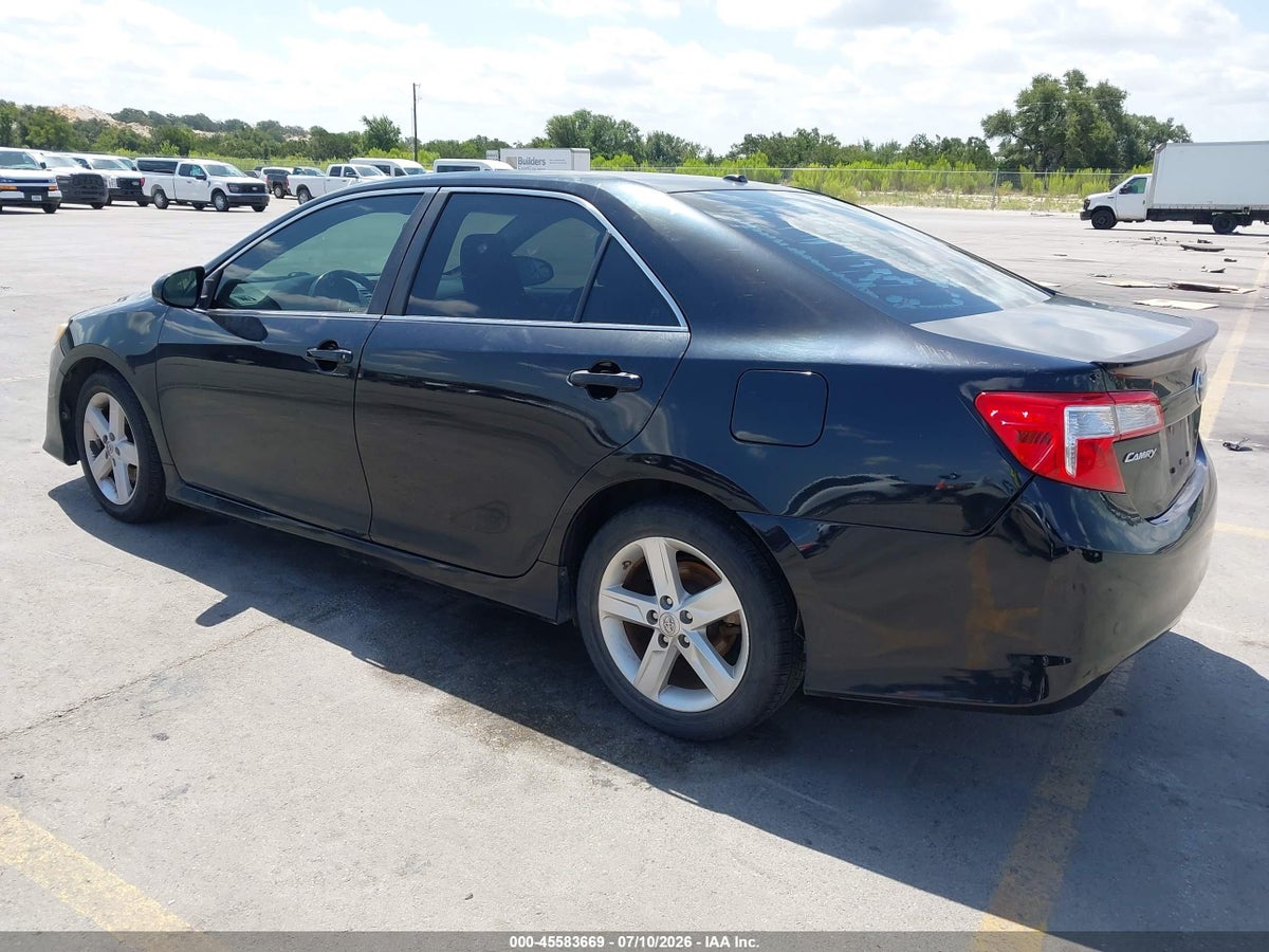 2014 TOYOTA CAMRY SE — снимка 3