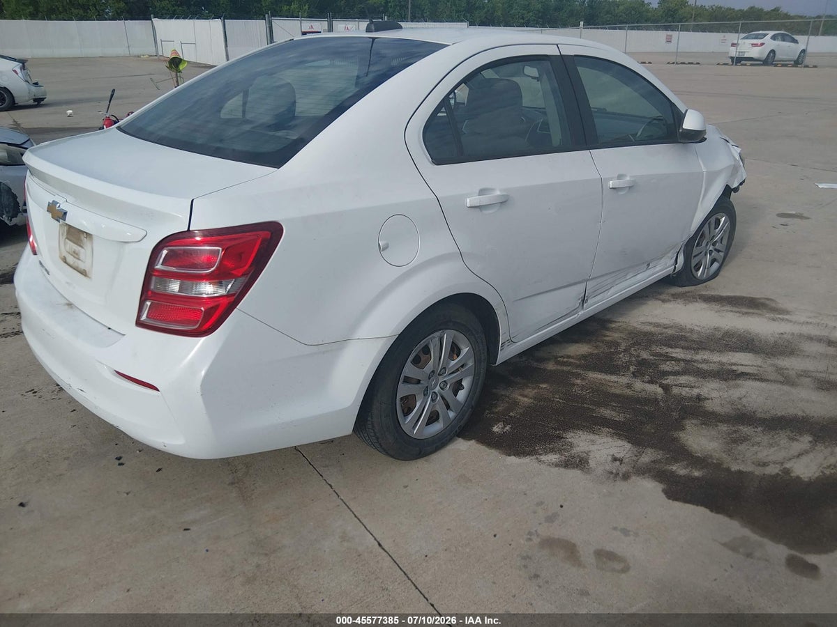 2017 CHEVROLET SONIC LS AUTO — снимка 4