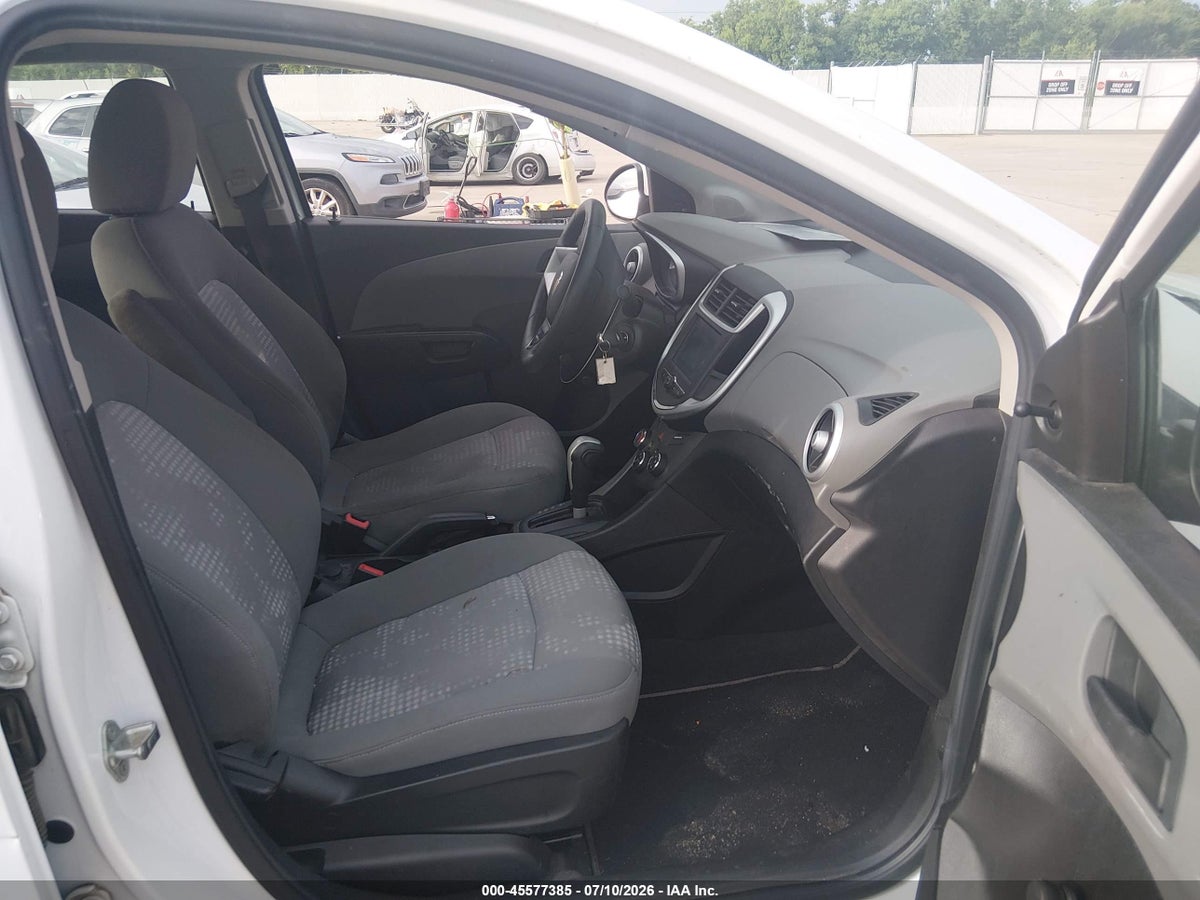 2017 CHEVROLET SONIC LS AUTO — снимка 5
