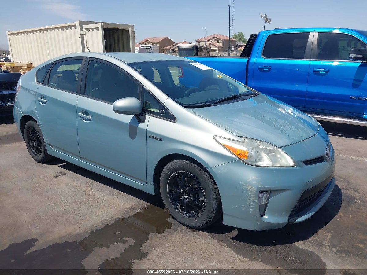 2013 TOYOTA PRIUS THREE