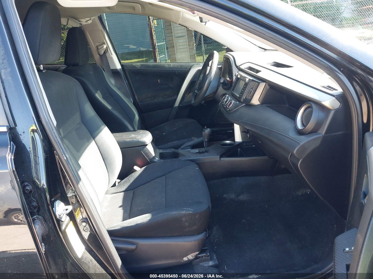 2015 TOYOTA RAV4 LE — снимка 5
