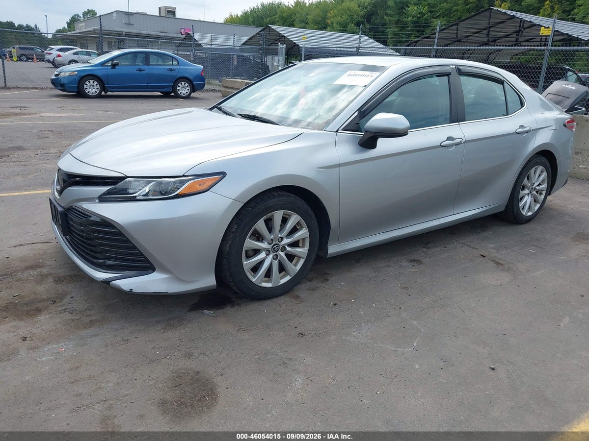 2018 TOYOTA CAMRY LE — снимка 2