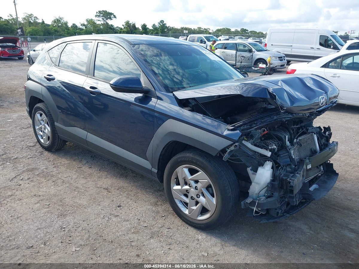 2024 HYUNDAI KONA SE