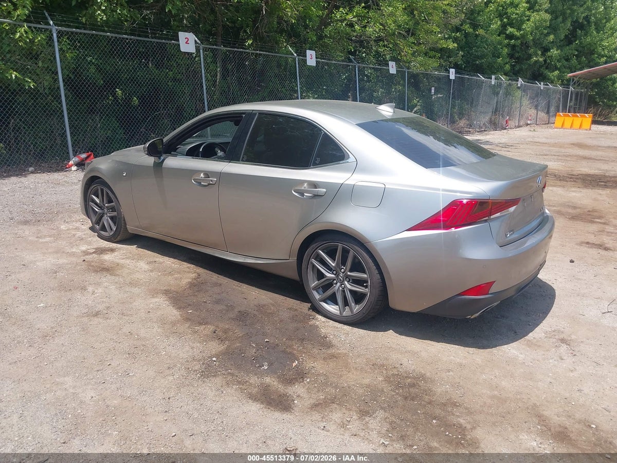 2018 LEXUS IS 300 — снимка 3