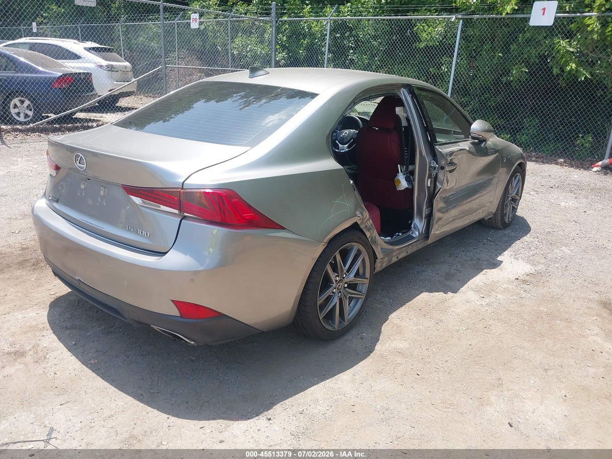 2018 LEXUS IS 300 — снимка 4