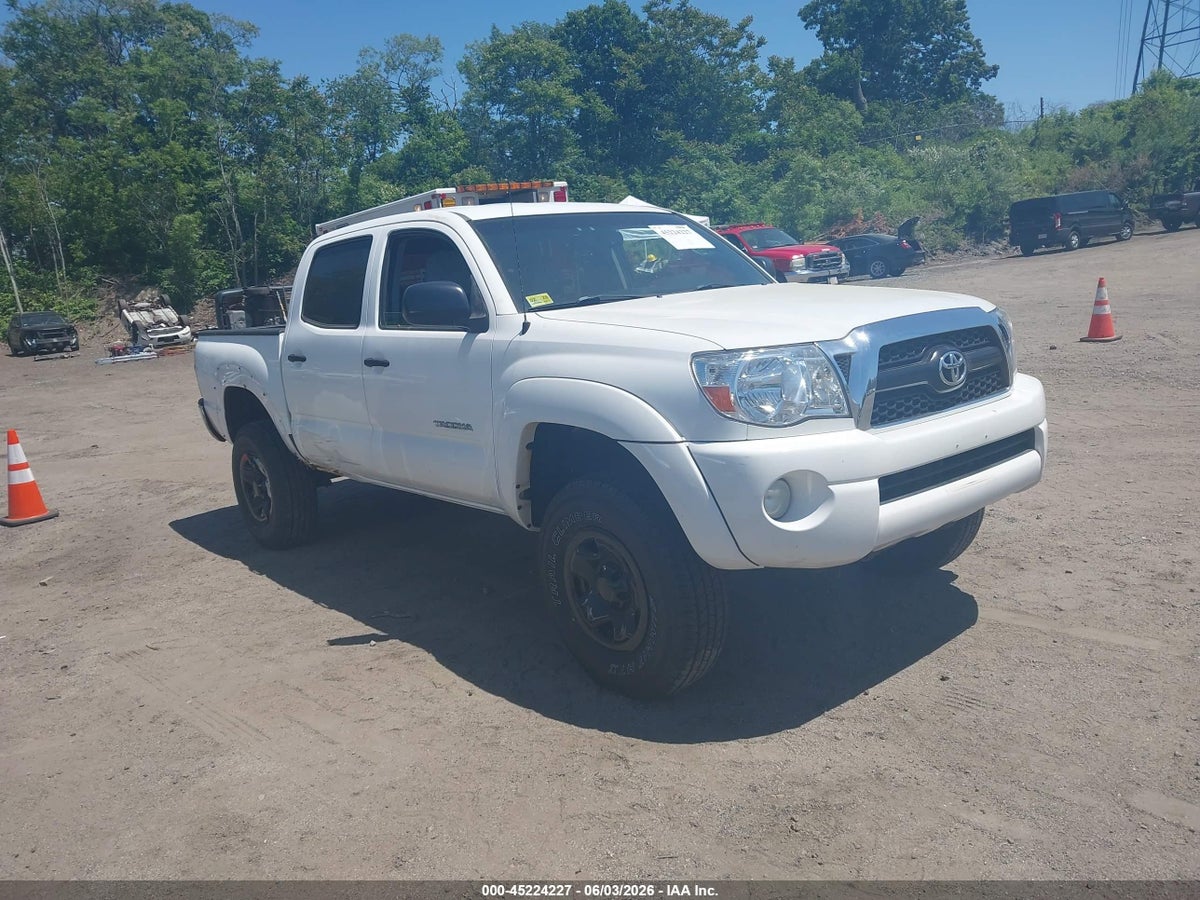 2011 TOYOTA TACOMA BASE V6