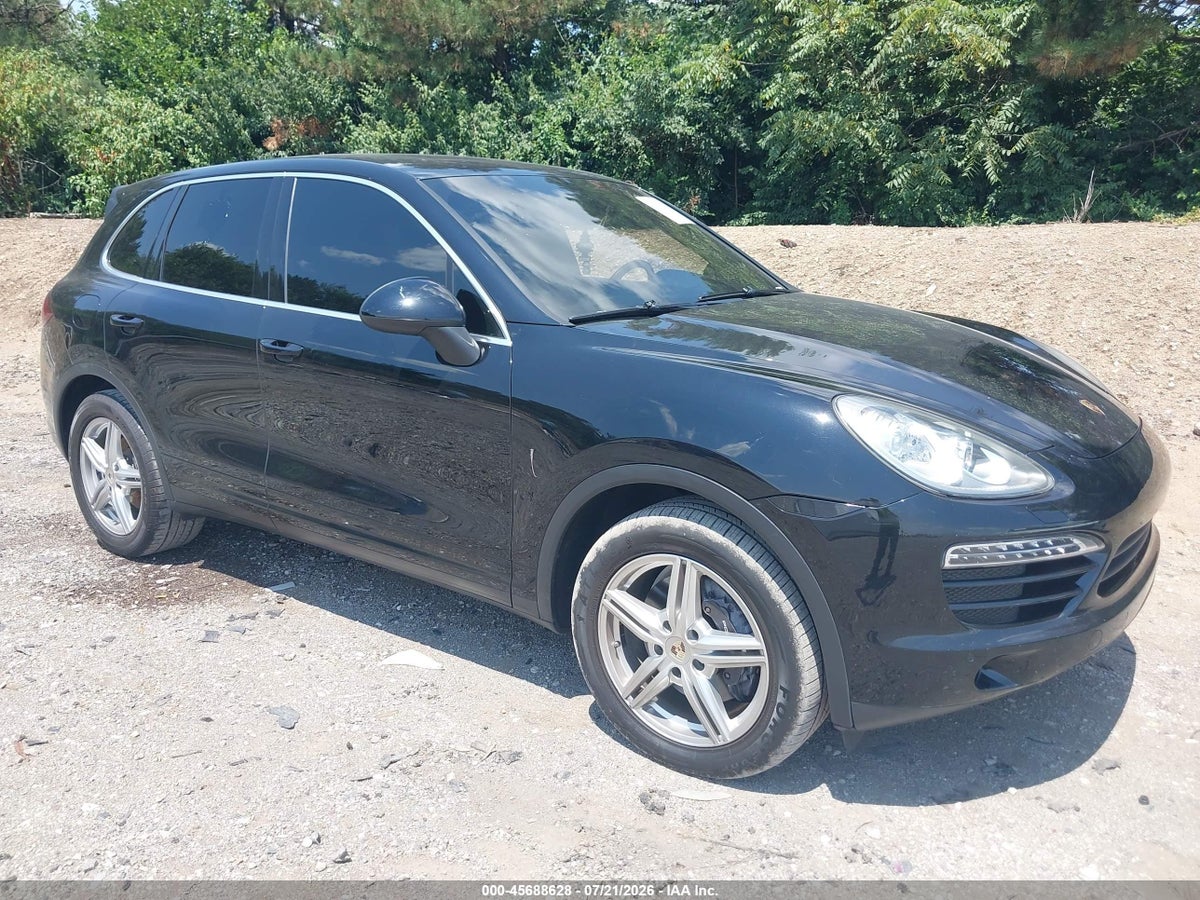 2013 PORSCHE CAYENNE