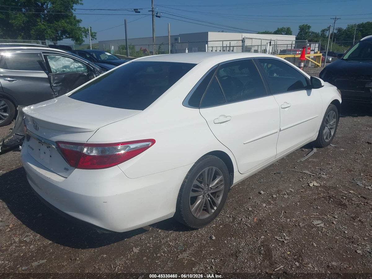 2017 TOYOTA CAMRY SE — снимка 4