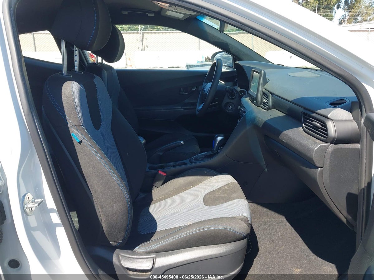 2020 HYUNDAI VELOSTER 2.0 — снимка 5