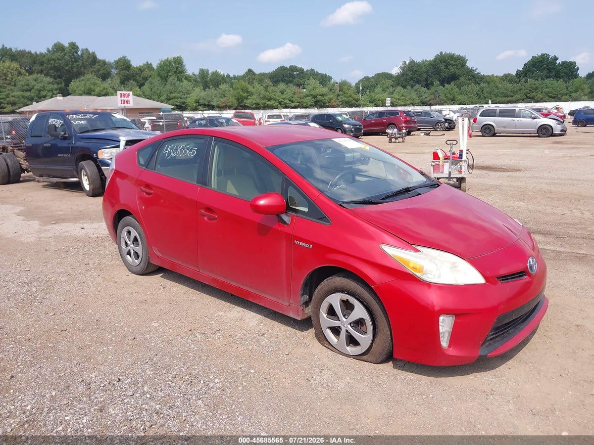 2013 TOYOTA PRIUS THREE