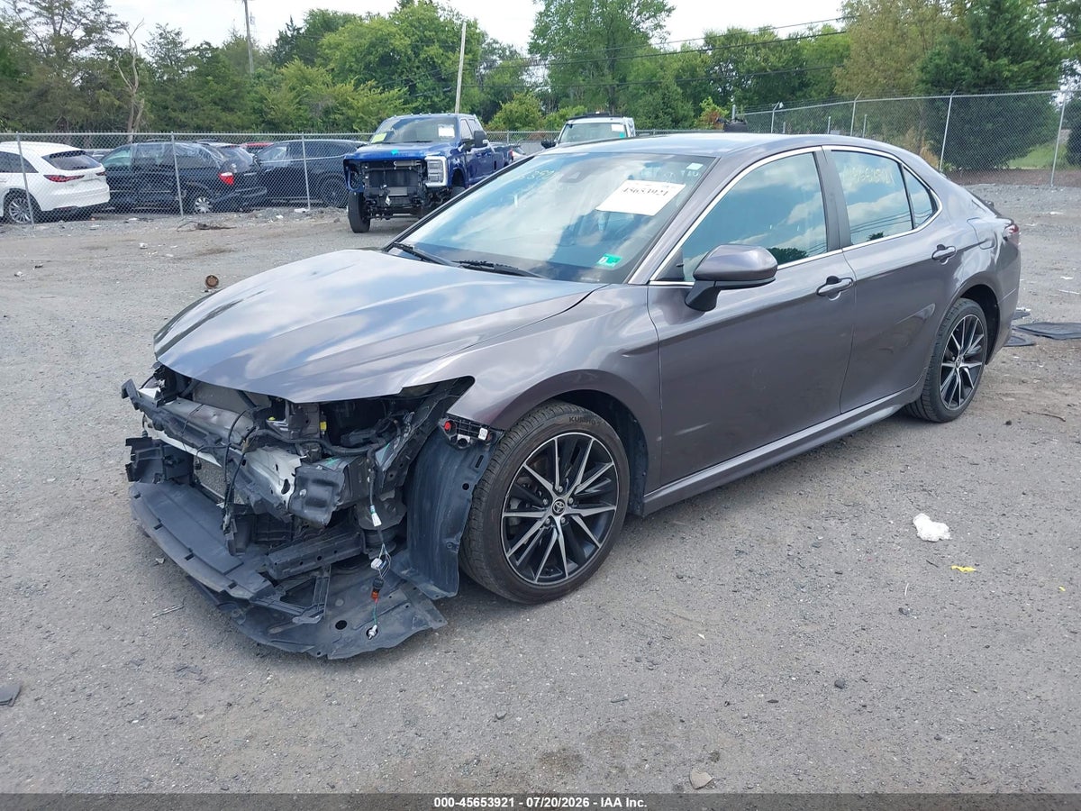 2021 TOYOTA CAMRY SE — снимка 2