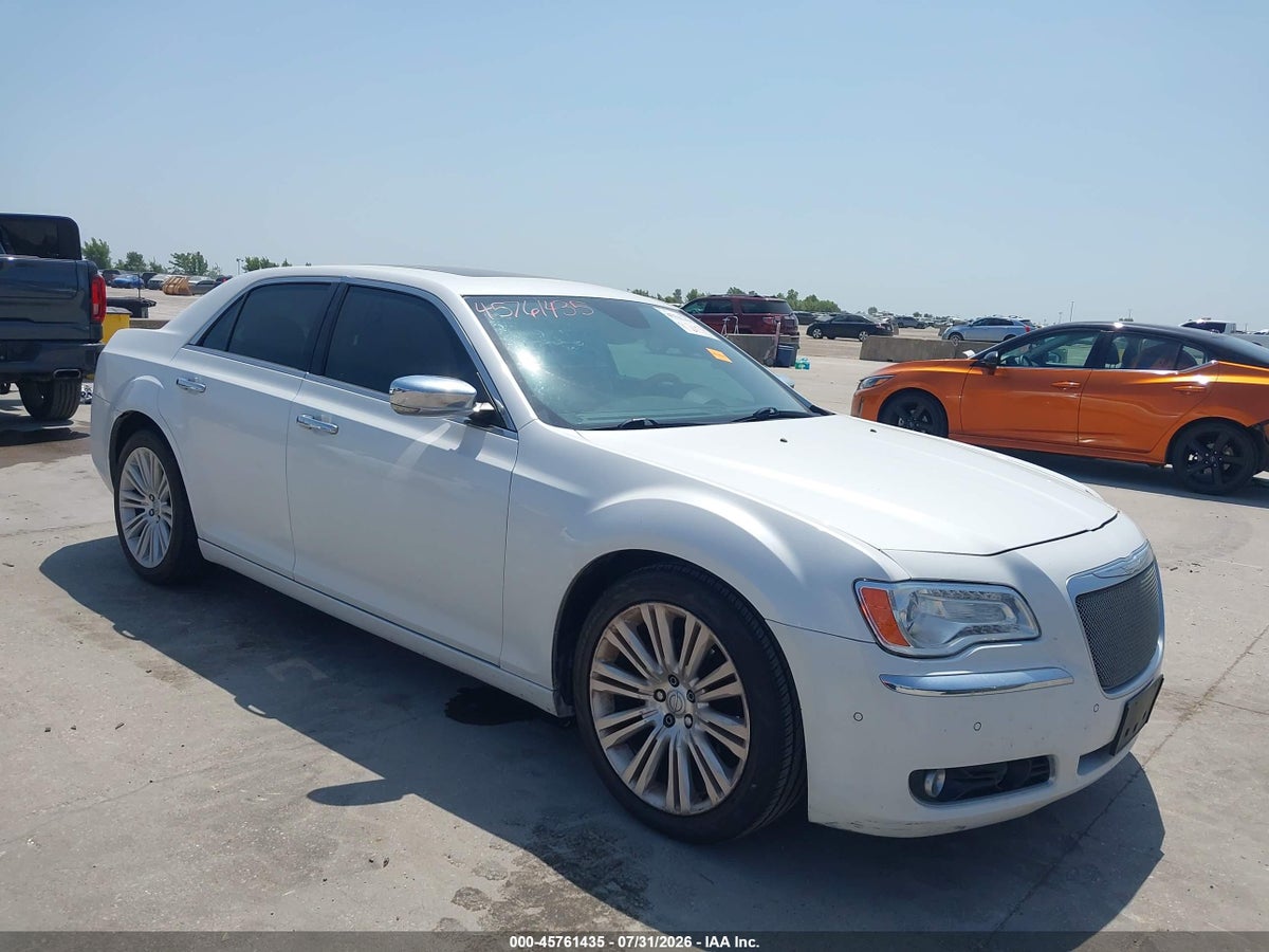 2014 CHRYSLER 300C