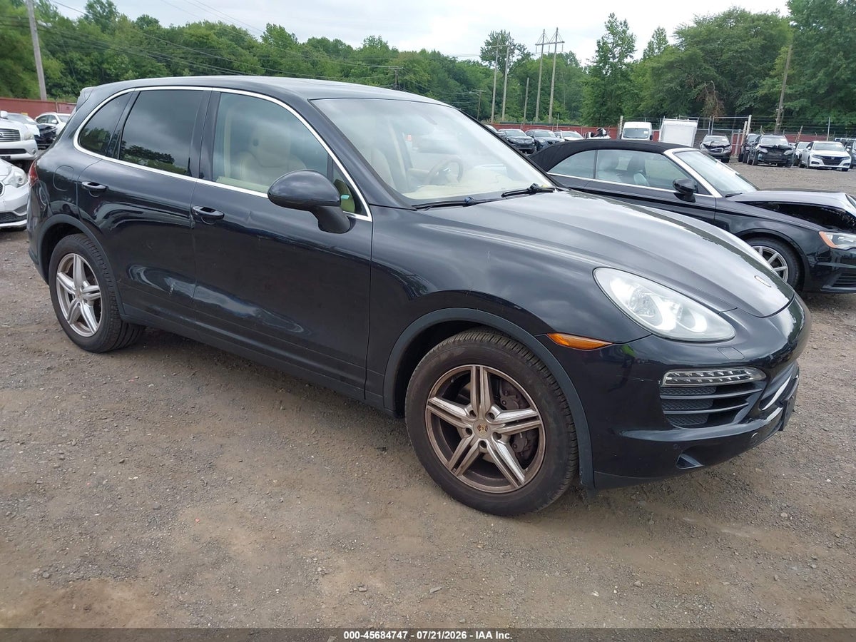 2013 PORSCHE CAYENNE