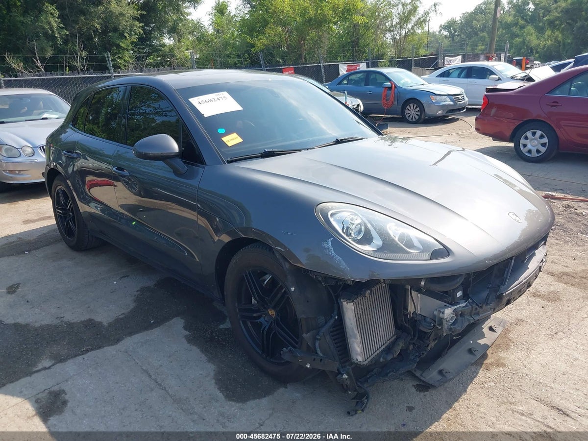 2015 PORSCHE MACAN S