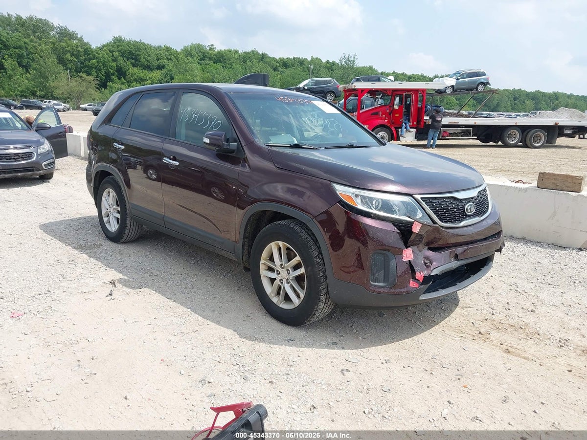 2015 KIA SORENTO LX