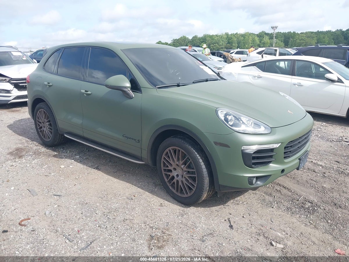2015 PORSCHE CAYENNE S