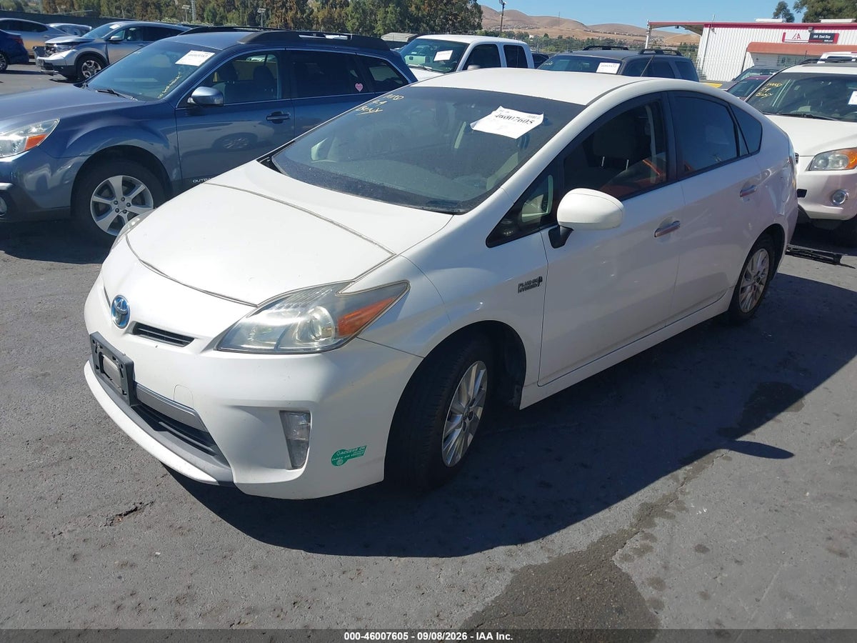 2015 TOYOTA PRIUS PLUG-IN — снимка 2