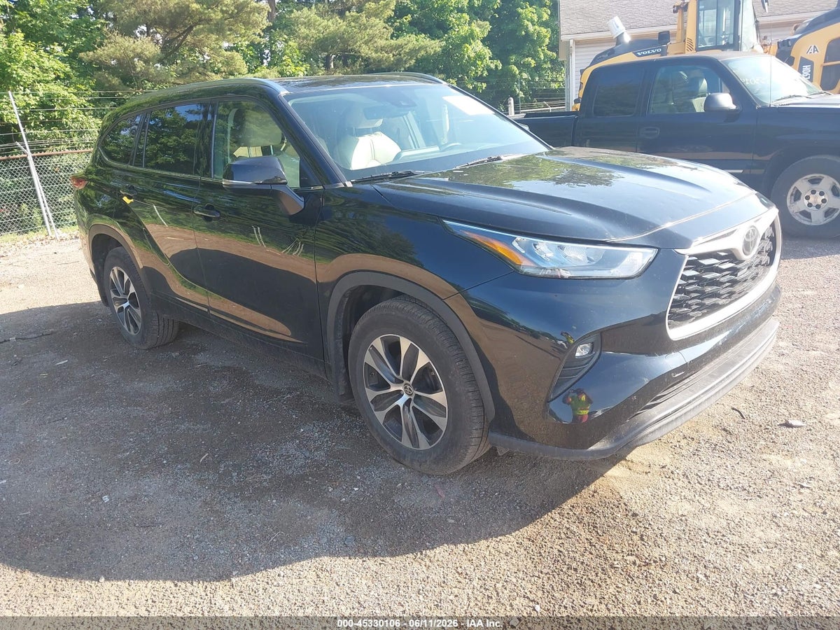 2020 TOYOTA HIGHLANDER XLE