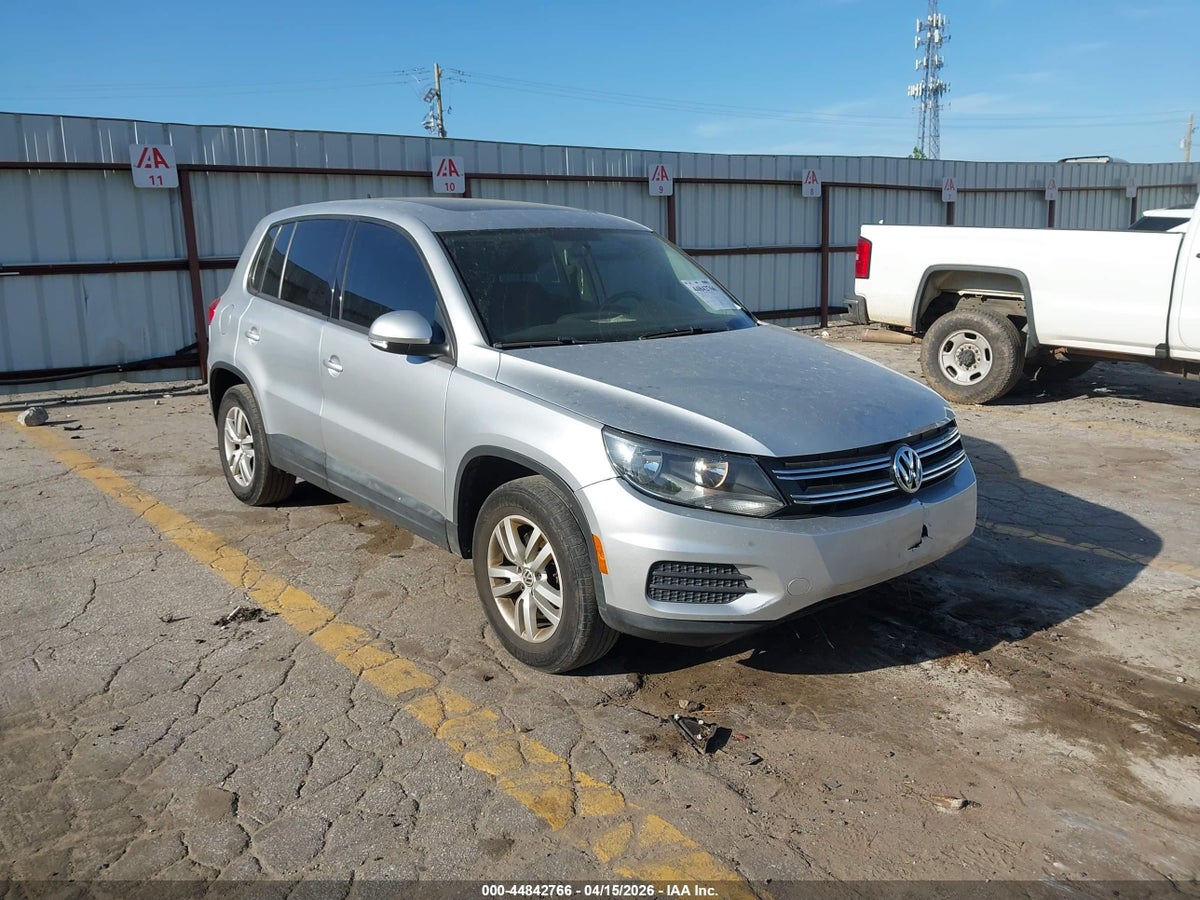 2012 VOLKSWAGEN TIGUAN S