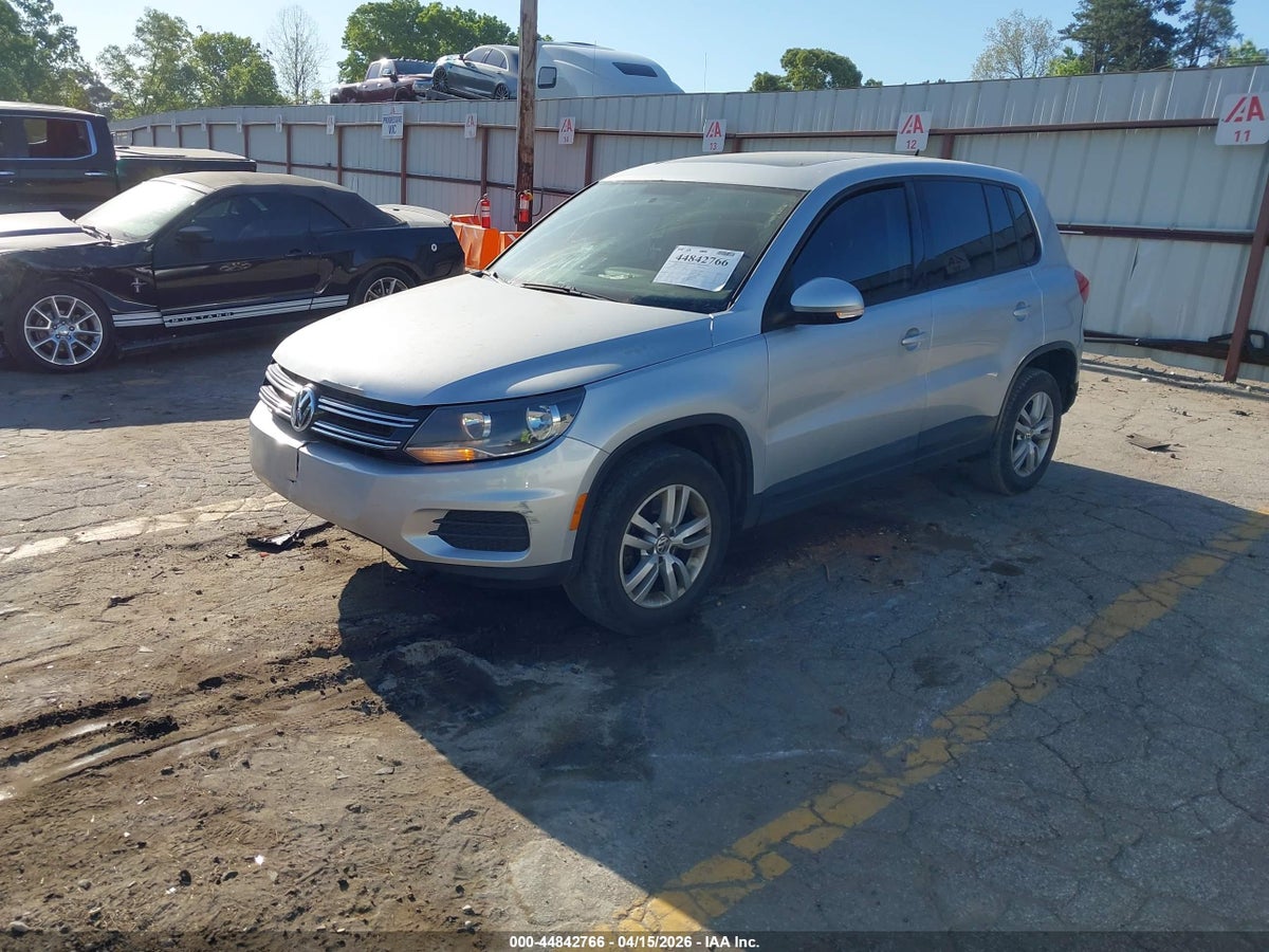 2012 VOLKSWAGEN TIGUAN S — снимка 2