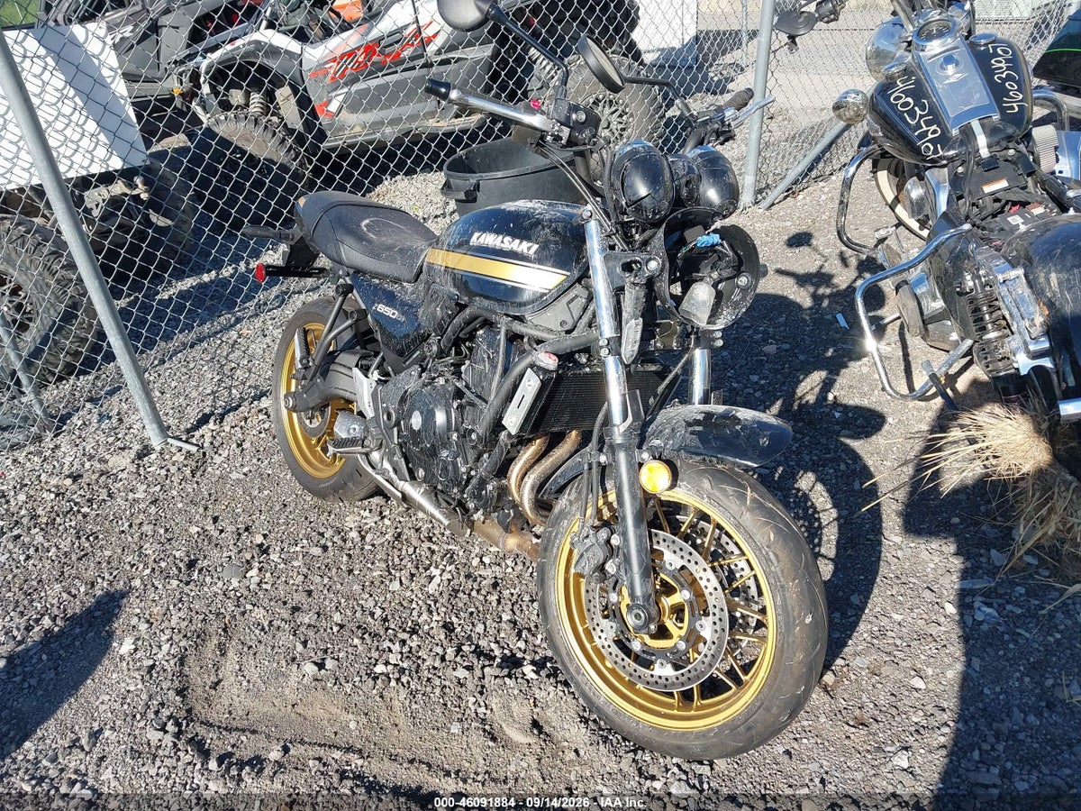 2025 KAWASAKI ER650 R