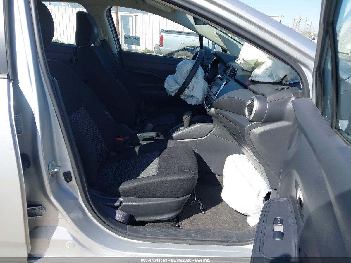 2024 NISSAN VERSA 1.6 S — снимка 5