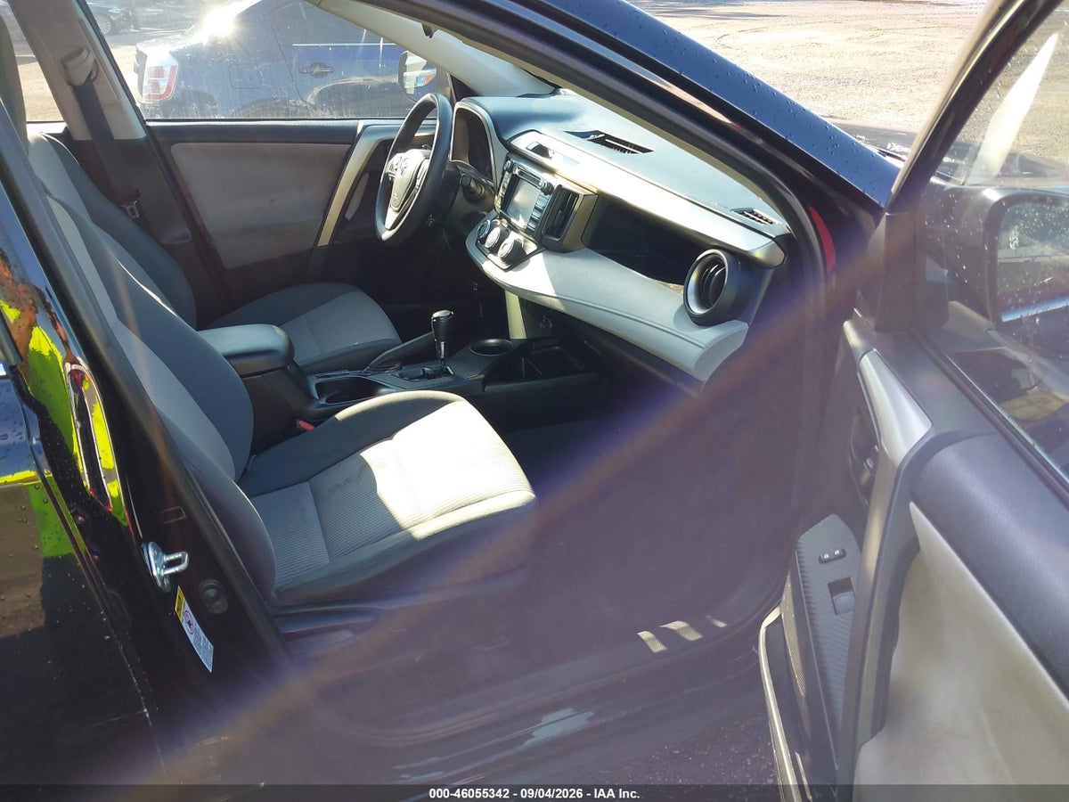 2015 TOYOTA RAV4 LE — снимка 5
