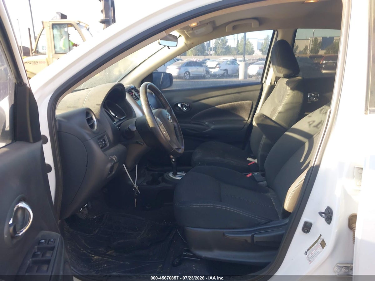 2017 NISSAN VERSA 1.6 SV — снимка 5