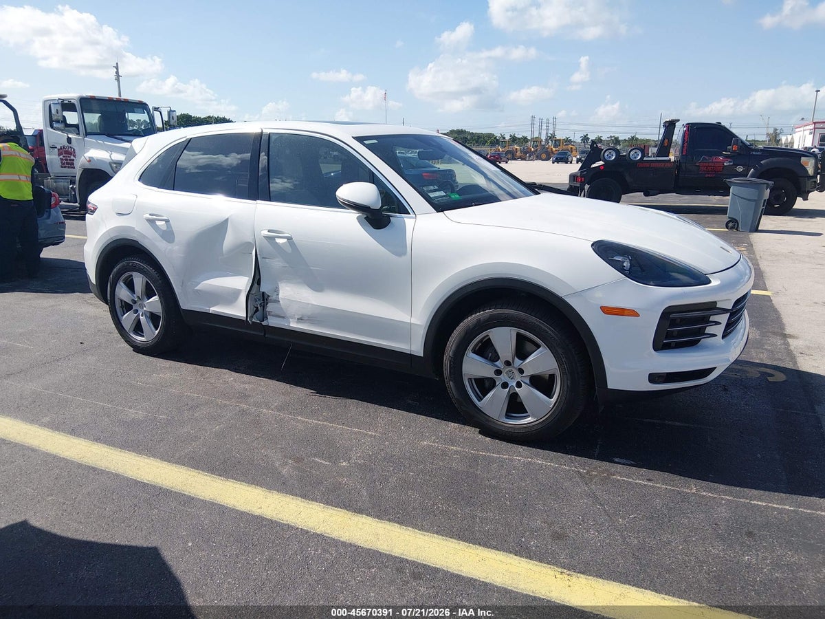 2019 PORSCHE CAYENNE
