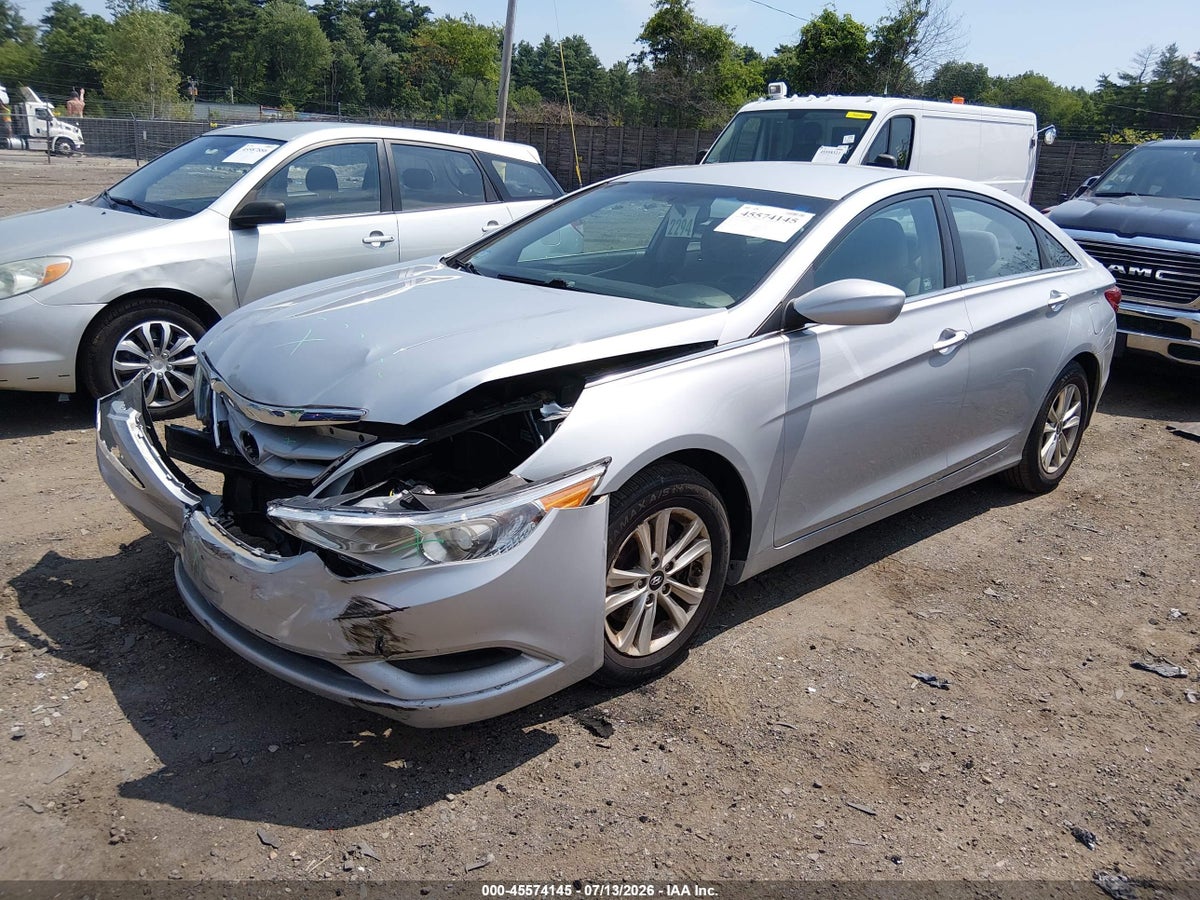 2013 HYUNDAI SONATA GLS — снимка 2