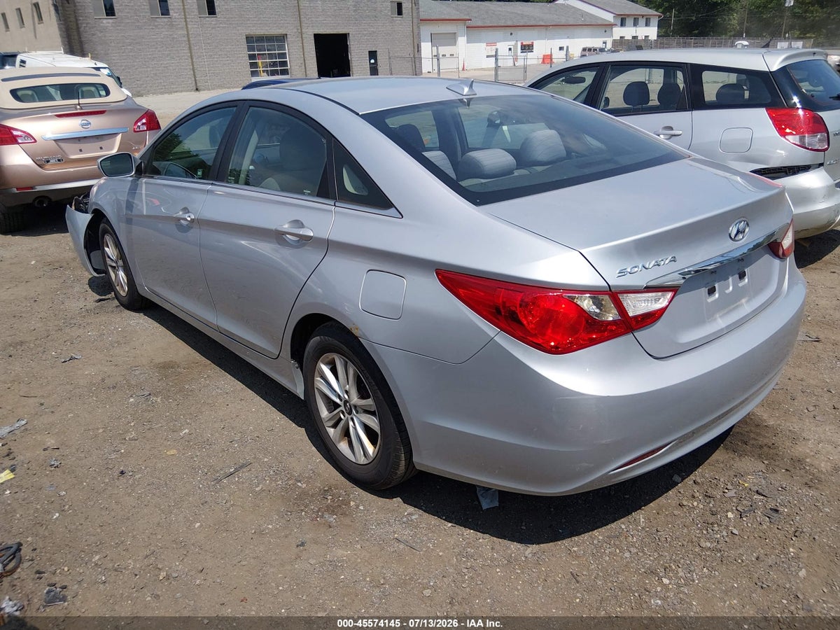 2013 HYUNDAI SONATA GLS — снимка 3