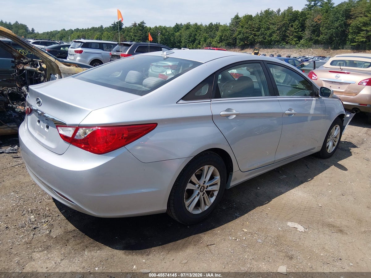 2013 HYUNDAI SONATA GLS — снимка 4