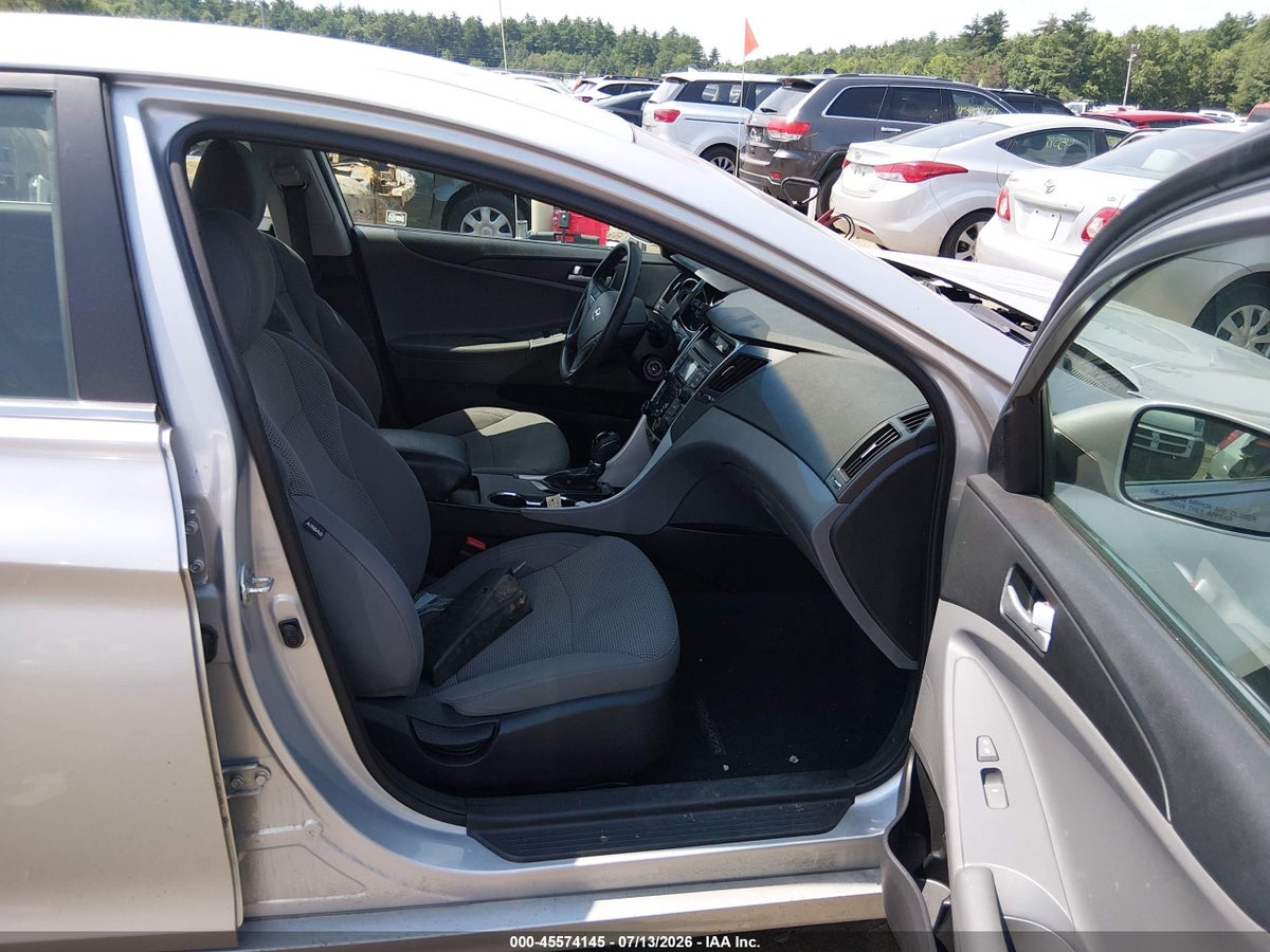 2013 HYUNDAI SONATA GLS — снимка 5