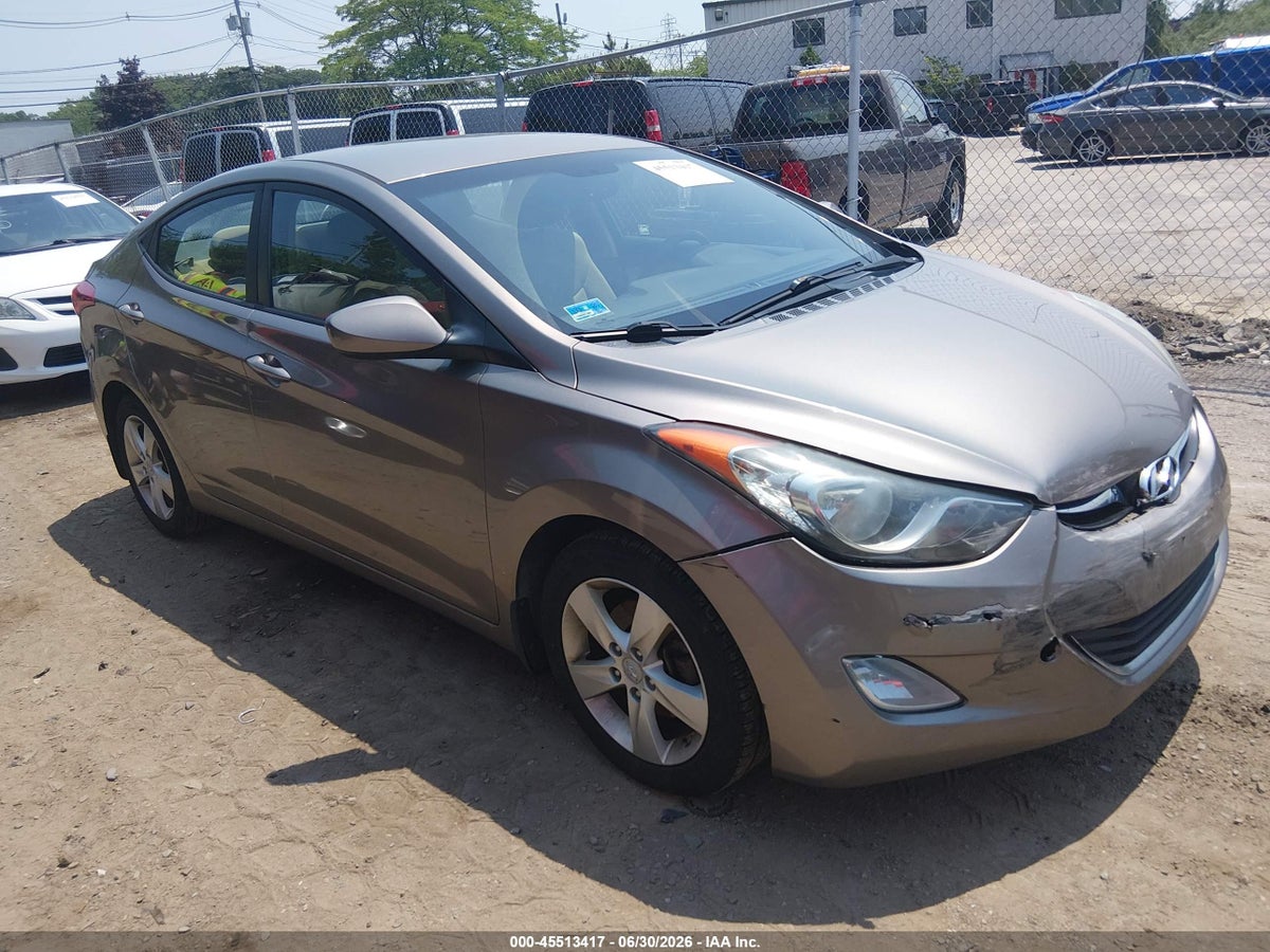 2013 HYUNDAI ELANTRA GLS
