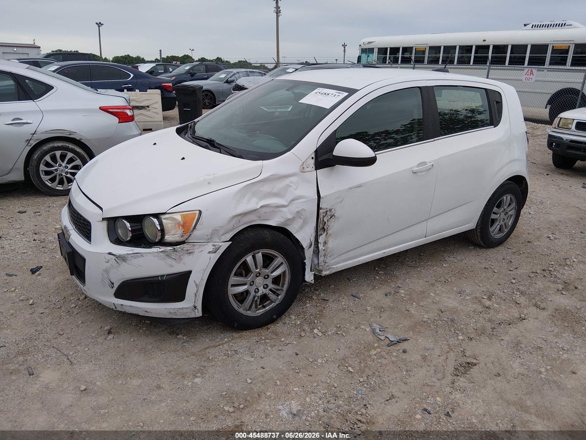 2015 CHEVROLET SONIC LT AUTO — снимка 2