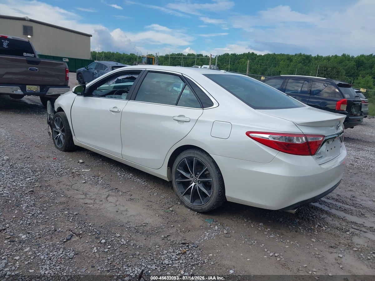 2015 TOYOTA CAMRY XSE V6 — снимка 3