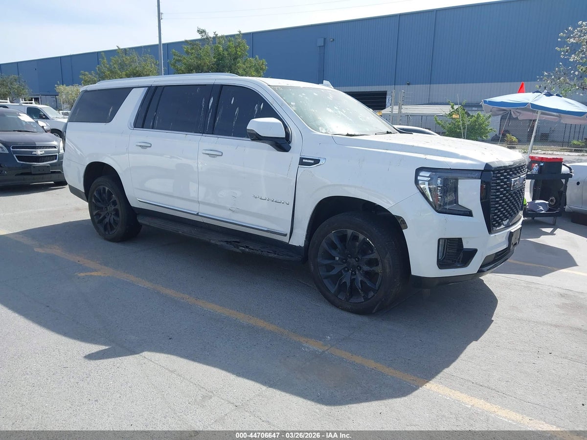 2024 GMC YUKON XL 4WD SLT