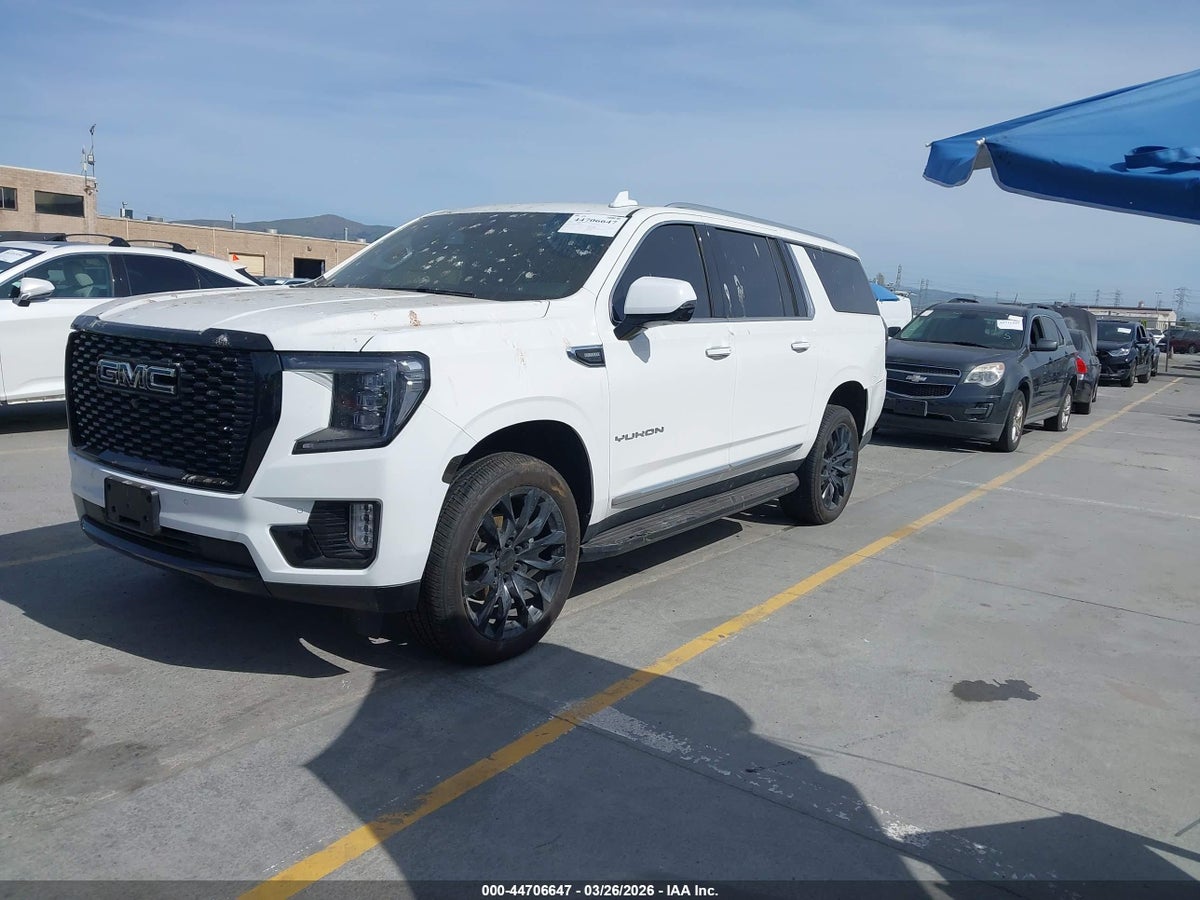 2024 GMC YUKON XL 4WD SLT — снимка 2
