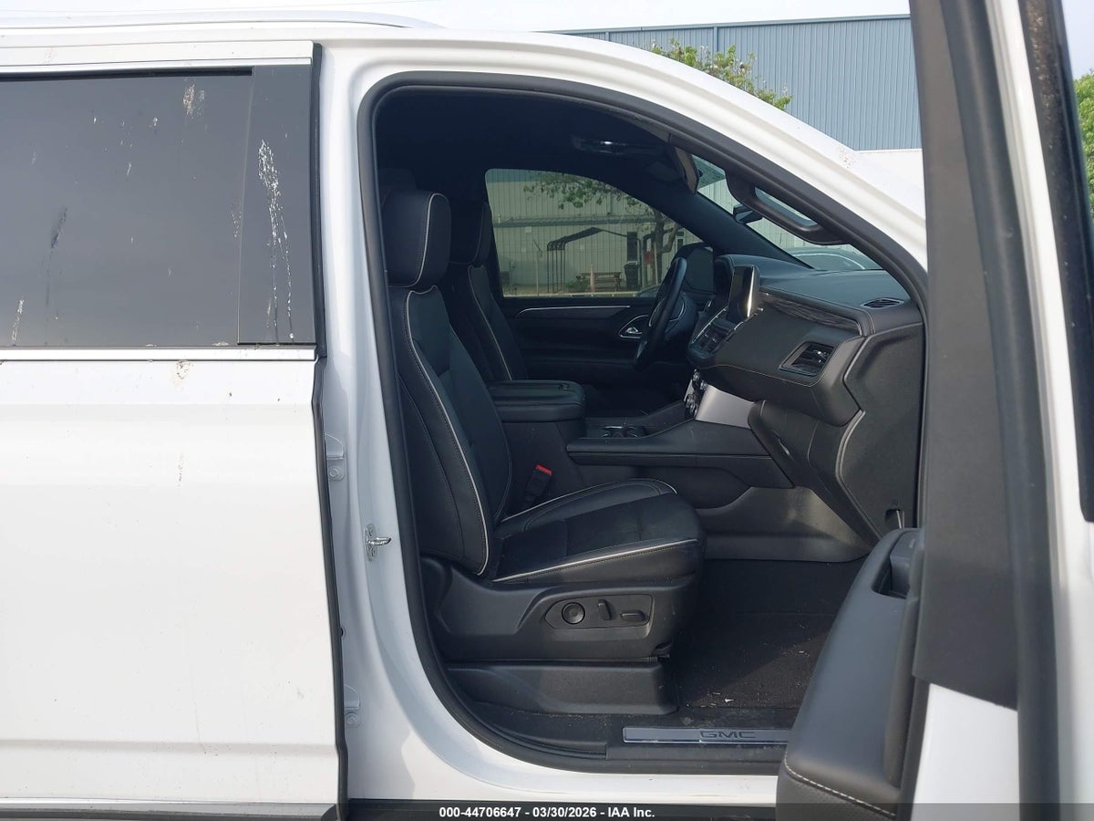 2024 GMC YUKON XL 4WD SLT — снимка 5