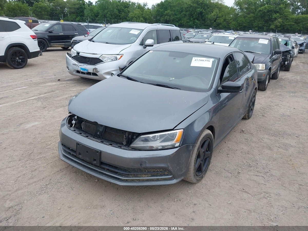 2015 VOLKSWAGEN JETTA 2.0L S — снимка 2