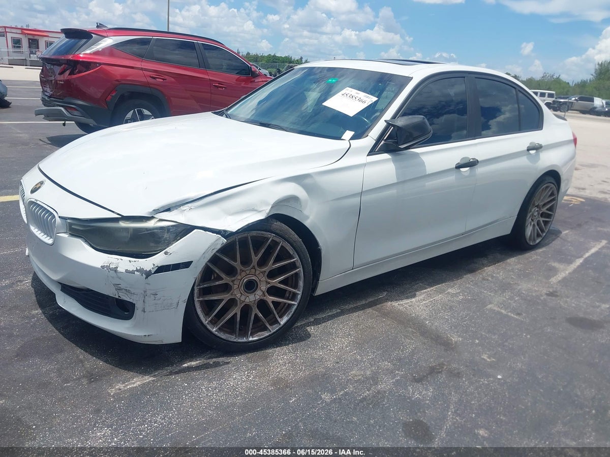 2015 BMW 320I — снимка 2