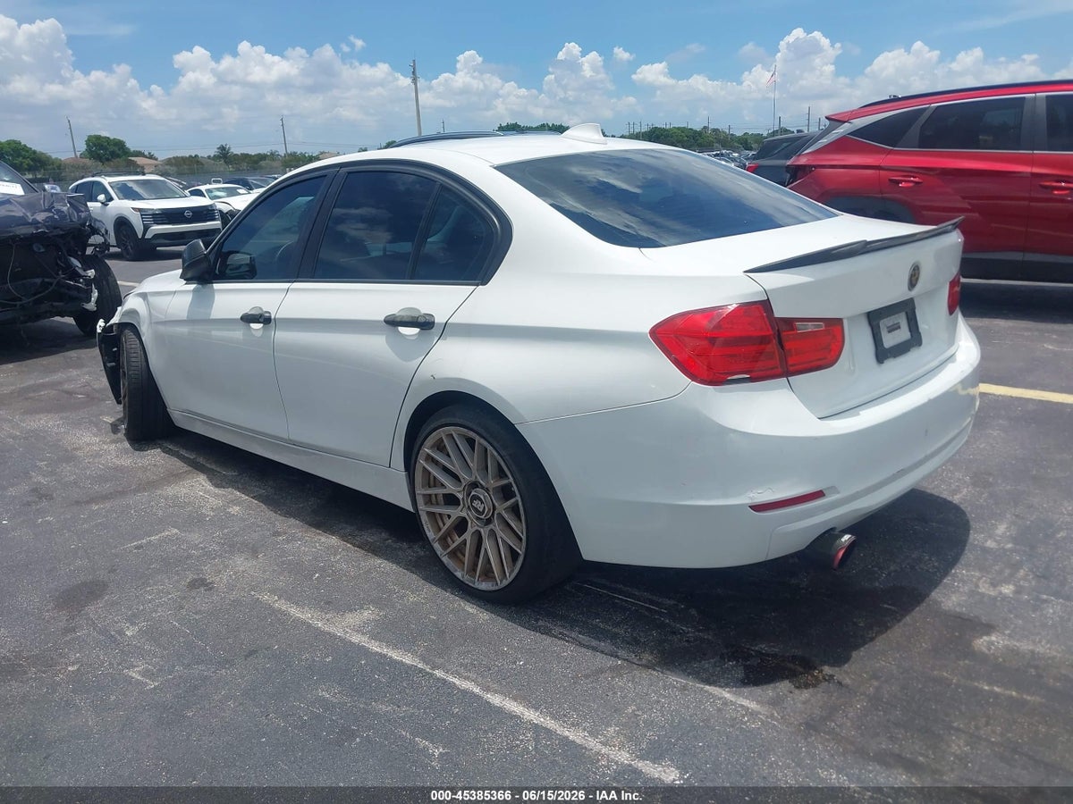 2015 BMW 320I — снимка 3