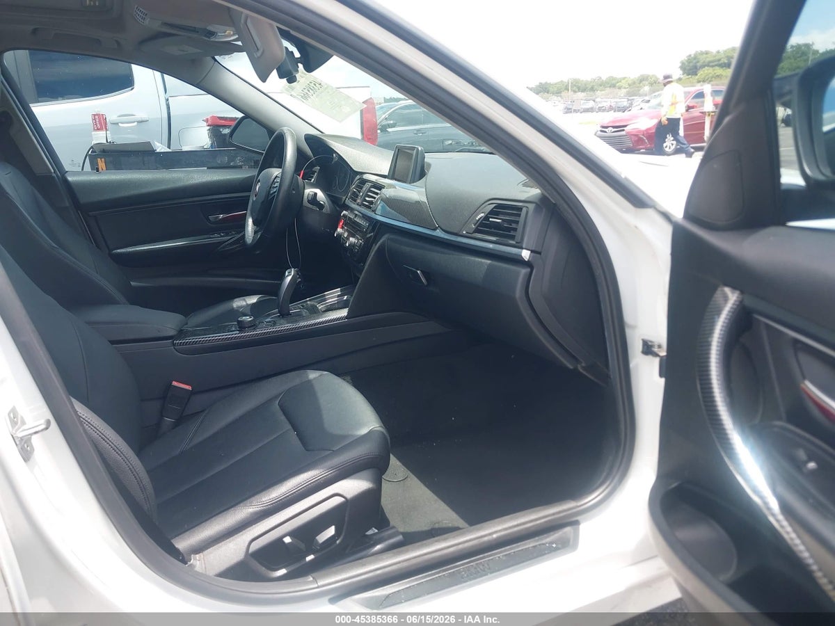 2015 BMW 320I — снимка 5
