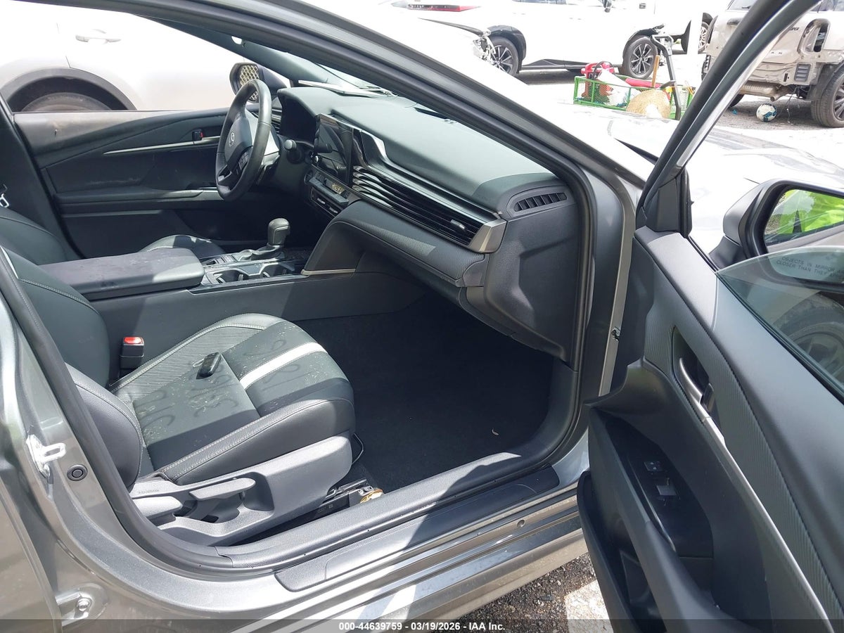 2025 TOYOTA CAMRY SE — снимка 5