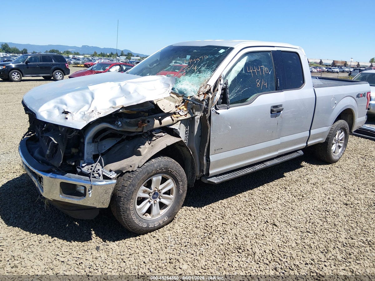 2015 FORD F-150 XLT — снимка 2