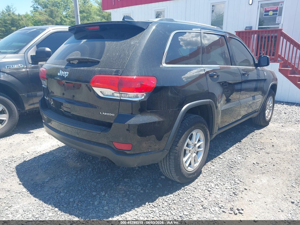 2019 JEEP GRAND CHEROKEE LAREDO E 4X4 — снимка 4